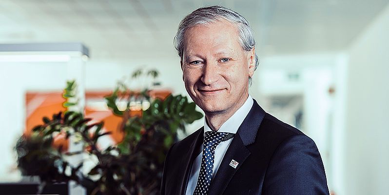 2021 - A Year in Review: Dr. Stefan Haas, CEO TÜV AUSTRIA Group (C) TÜV AUSTRIA Group, Saskia Jonasch