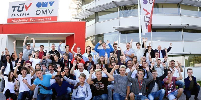 "New arrivals" at TÜV AUSTRIA-OMV Akademie Weinviertel: Thirty-six new apprentices were welcomed at the training center, a good sign in view of a recent study that indicates many youth are not getting an education.(C) TÜV AUSTRIA, A. Amsüss