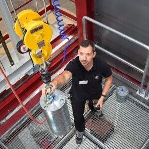 PSA Bochum c TUeV AUSTRIA csm PSA Labor 1 be1c97d581